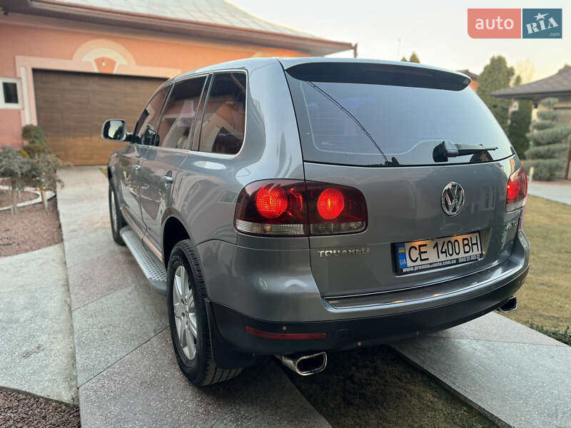 Внедорожник / Кроссовер Volkswagen Touareg 2007 в Черновцах