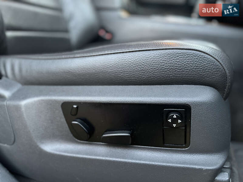 Внедорожник / Кроссовер Volkswagen Touareg 2007 в Черновцах