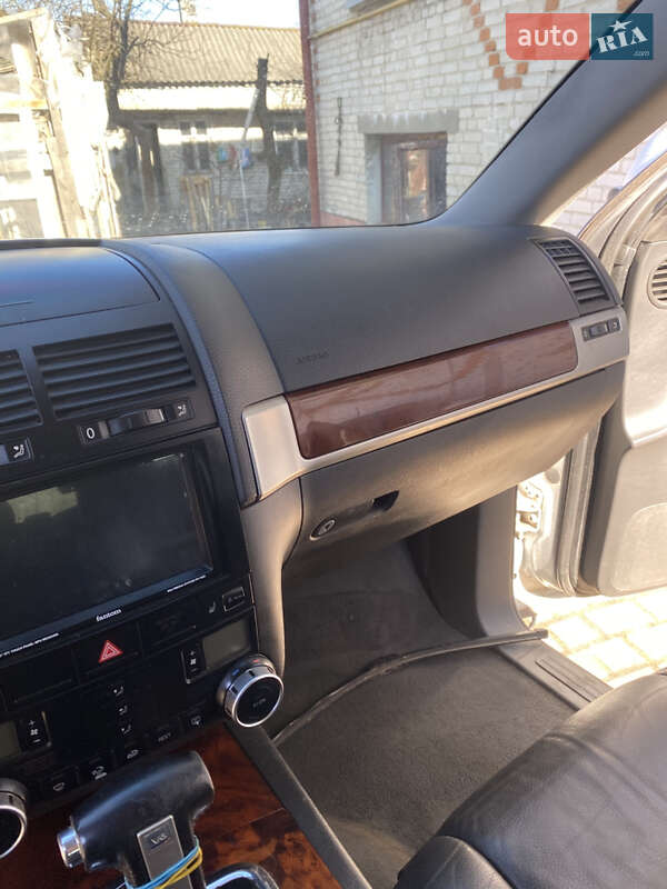 Позашляховик / Кросовер Volkswagen Touareg 2006 в Львові фото 9 Позашляховик / Кросовер Volkswagen Touareg 2006 в Львові