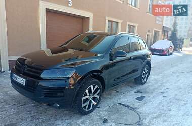 Позашляховик / Кросовер Volkswagen Touareg 2013 в Києві