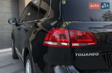 Внедорожник / Кроссовер Volkswagen Touareg 2014 в Тернополе