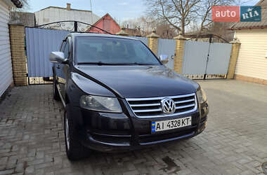 Позашляховик / Кросовер Volkswagen Touareg 2006 в Фастові