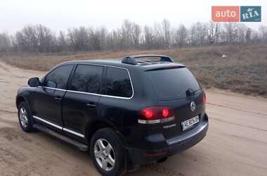 Внедорожник / Кроссовер Volkswagen Touareg 2006 в Каменском