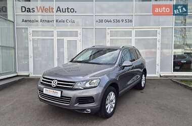 Позашляховик / Кросовер Volkswagen Touareg 2013 в Києві