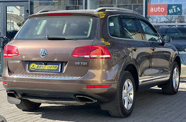 Внедорожник / Кроссовер Volkswagen Touareg 2013 в 