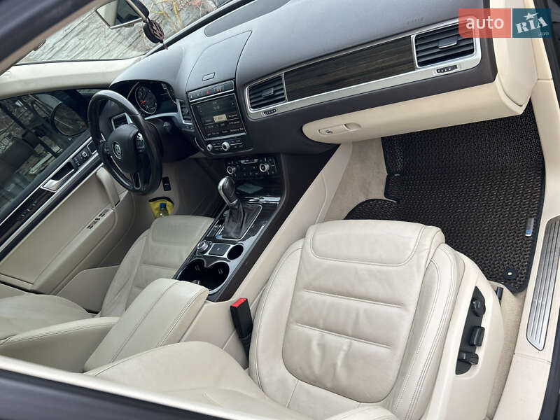 Позашляховик / Кросовер Volkswagen Touareg 2014 в Вінниці фото 24 Позашляховик / Кросовер Volkswagen Touareg 2014 в Вінниці