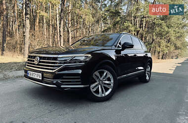 Позашляховик / Кросовер Volkswagen Touareg 2018 в 