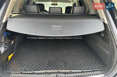 Внедорожник / Кроссовер Volkswagen Touareg 2012 в 