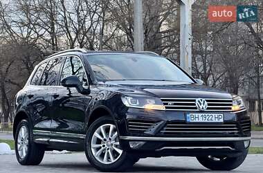 Позашляховик / Кросовер Volkswagen Touareg 2017 в Одесі