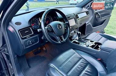 Позашляховик / Кросовер Volkswagen Touareg 2017 в Одесі