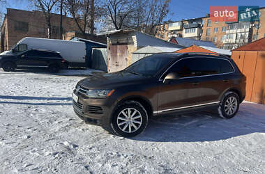 Позашляховик / Кросовер Volkswagen Touareg 2010 в Черкасах