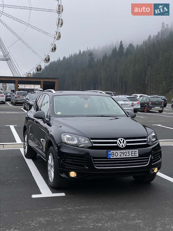 Внедорожник / Кроссовер Volkswagen Touareg 2011 в Ивано-Франковске