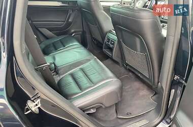 Внедорожник / Кроссовер Volkswagen Touareg 2017 в 