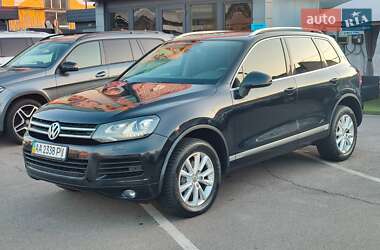 Позашляховик / Кросовер Volkswagen Touareg 2013 в 