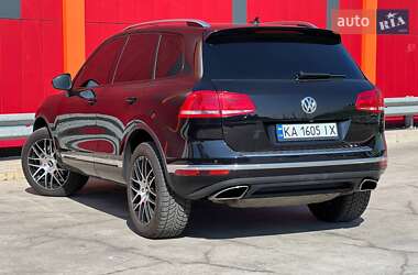 Внедорожник / Кроссовер Volkswagen Touareg 2014 в 