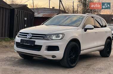 Внедорожник / Кроссовер Volkswagen Touareg 2012 в Луцке