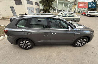Внедорожник / Кроссовер Volkswagen Touareg 2020 в 