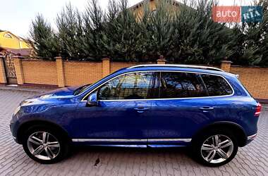Внедорожник / Кроссовер Volkswagen Touareg 2015 в 