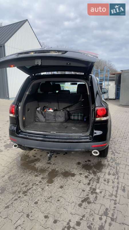 Внедорожник / Кроссовер Volkswagen Touareg 2007 в Сумах