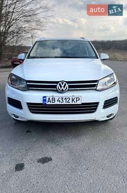 Внедорожник / Кроссовер Volkswagen Touareg 2012 в Виннице