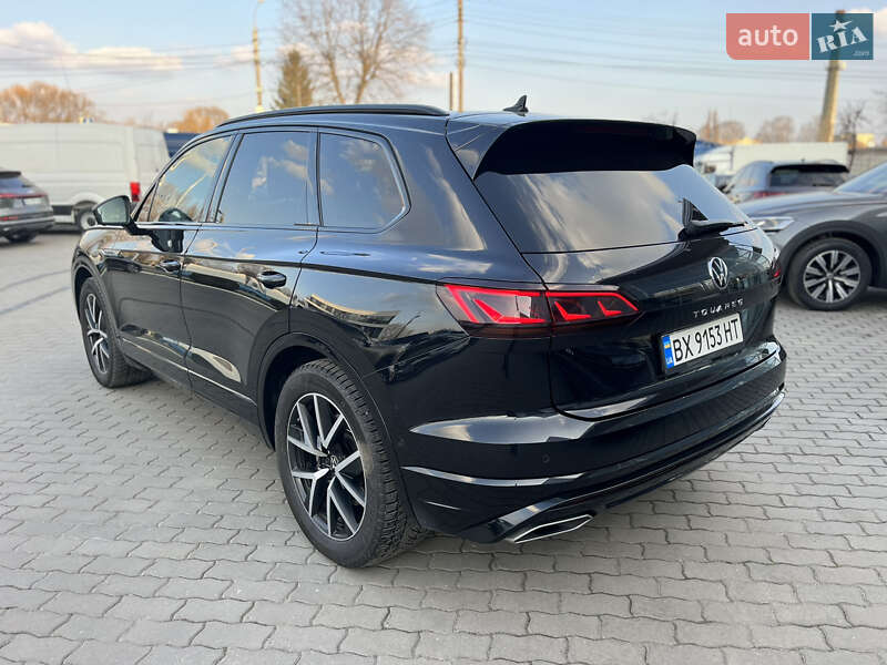 Внедорожник / Кроссовер Volkswagen Touareg 2020 в Хмельницком