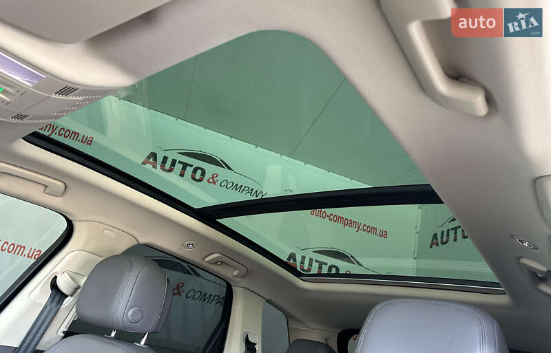 Позашляховик / Кросовер Volkswagen Touareg 2019 в Львові