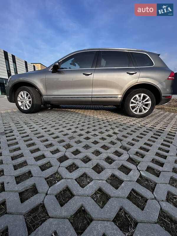 Позашляховик / Кросовер Volkswagen Touareg 2014 в Хмельницькому фото 6 Позашляховик / Кросовер Volkswagen Touareg 2014 в Хмельницькому