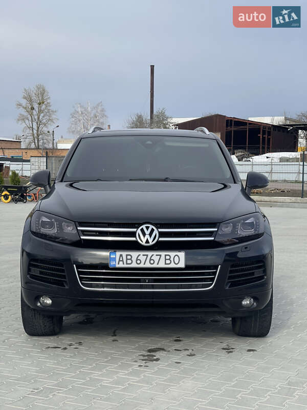 Внедорожник / Кроссовер Volkswagen Touareg 2010 в Виннице
