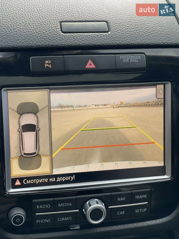 Внедорожник / Кроссовер Volkswagen Touareg 2010 в Виннице