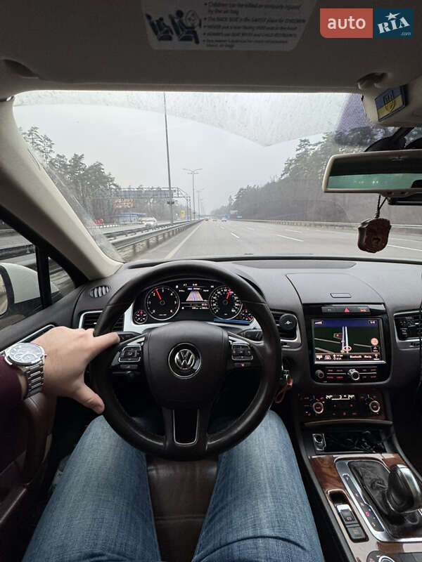 Внедорожник / Кроссовер Volkswagen Touareg 2011 в Черкассах фото 26 Внедорожник / Кроссовер Volkswagen Touareg 2011 в Черкассах