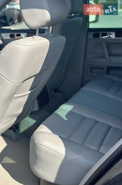 Внедорожник / Кроссовер Volkswagen Touareg 2008 в 