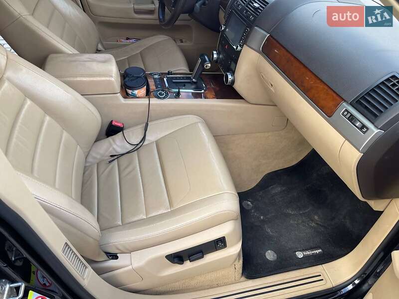 Внедорожник / Кроссовер Volkswagen Touareg 2007 в Городенке