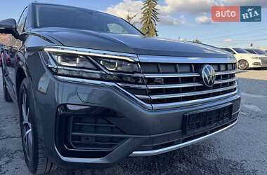 Внедорожник / Кроссовер Volkswagen Touareg 2022 в 
