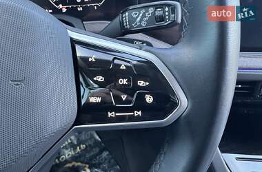 Внедорожник / Кроссовер Volkswagen Touareg 2022 в 