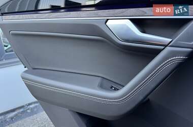 Внедорожник / Кроссовер Volkswagen Touareg 2022 в 