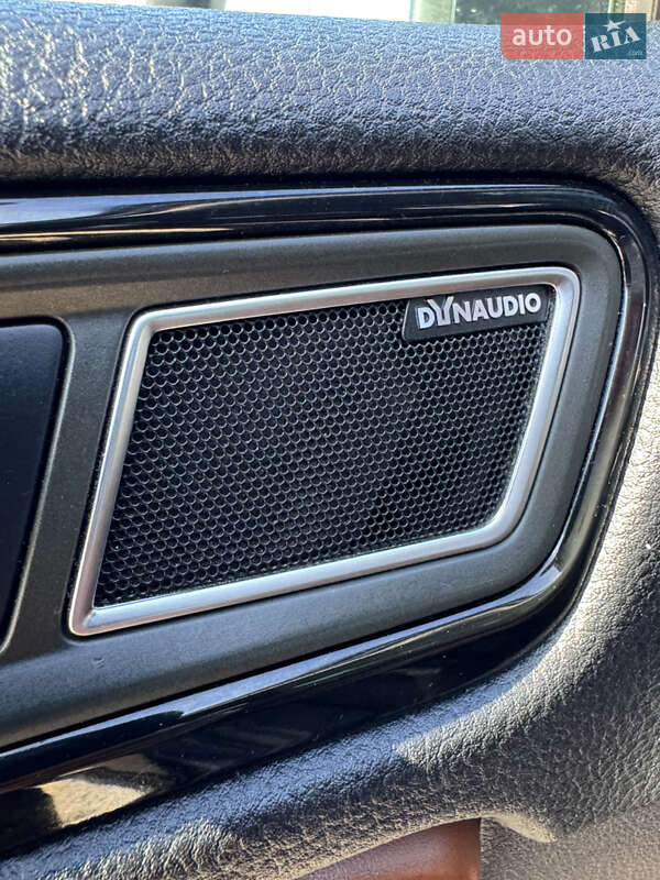 Внедорожник / Кроссовер Volkswagen Touareg 2013 в Тернополе