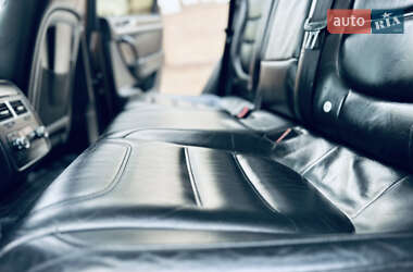 Внедорожник / Кроссовер Volkswagen Touareg 2011 в 