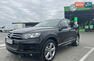 Внедорожник / Кроссовер Volkswagen Touareg 2014 в 