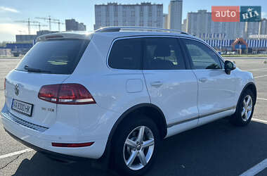 Внедорожник / Кроссовер Volkswagen Touareg 2014 в 