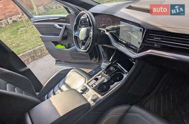 Позашляховик / Кросовер Volkswagen Touareg 2021 в  фото 7 Позашляховик / Кросовер Volkswagen Touareg 2021 в