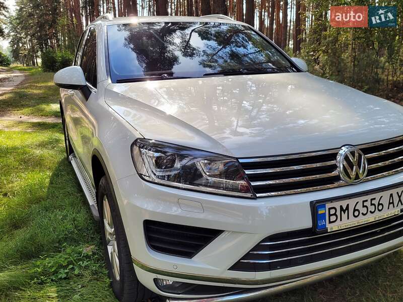 Внедорожник / Кроссовер Volkswagen Touareg 2017 в Полтаве
