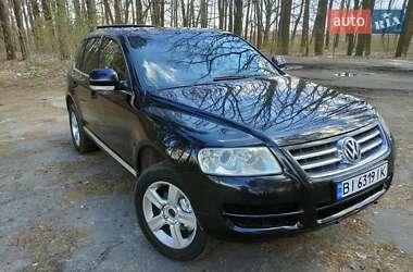Позашляховик / Кросовер Volkswagen Touareg 2004 в 