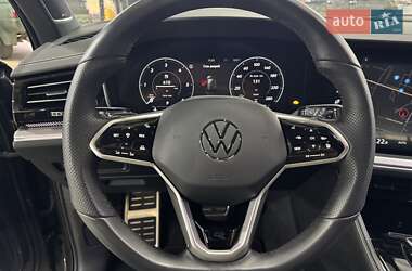 Внедорожник / Кроссовер Volkswagen Touareg 2023 в 
