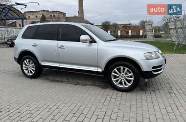 Позашляховик / Кросовер Volkswagen Touareg 2006 в 