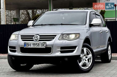 Позашляховик / Кросовер Volkswagen Touareg 2008 в 
