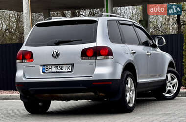 Позашляховик / Кросовер Volkswagen Touareg 2008 в 