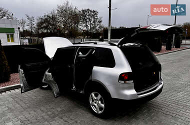Позашляховик / Кросовер Volkswagen Touareg 2008 в 