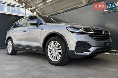 Позашляховик / Кросовер Volkswagen Touareg 2021 в 