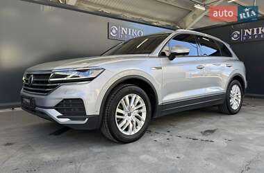 Позашляховик / Кросовер Volkswagen Touareg 2021 в 