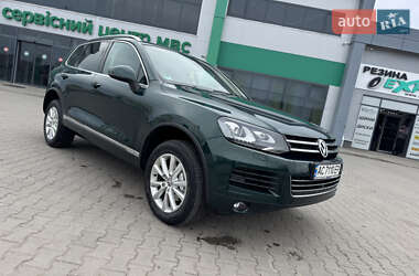 Позашляховик / Кросовер Volkswagen Touareg 2011 в 